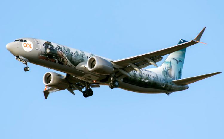 GOL e Universal Orlando apresentam nova aeronave inspirada em Harry Potter